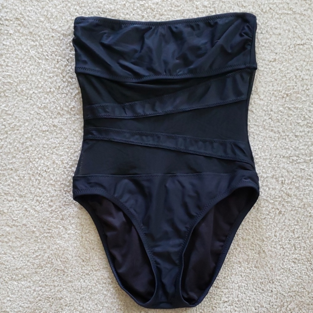 Mossimo 1 Piece Bathing Suit